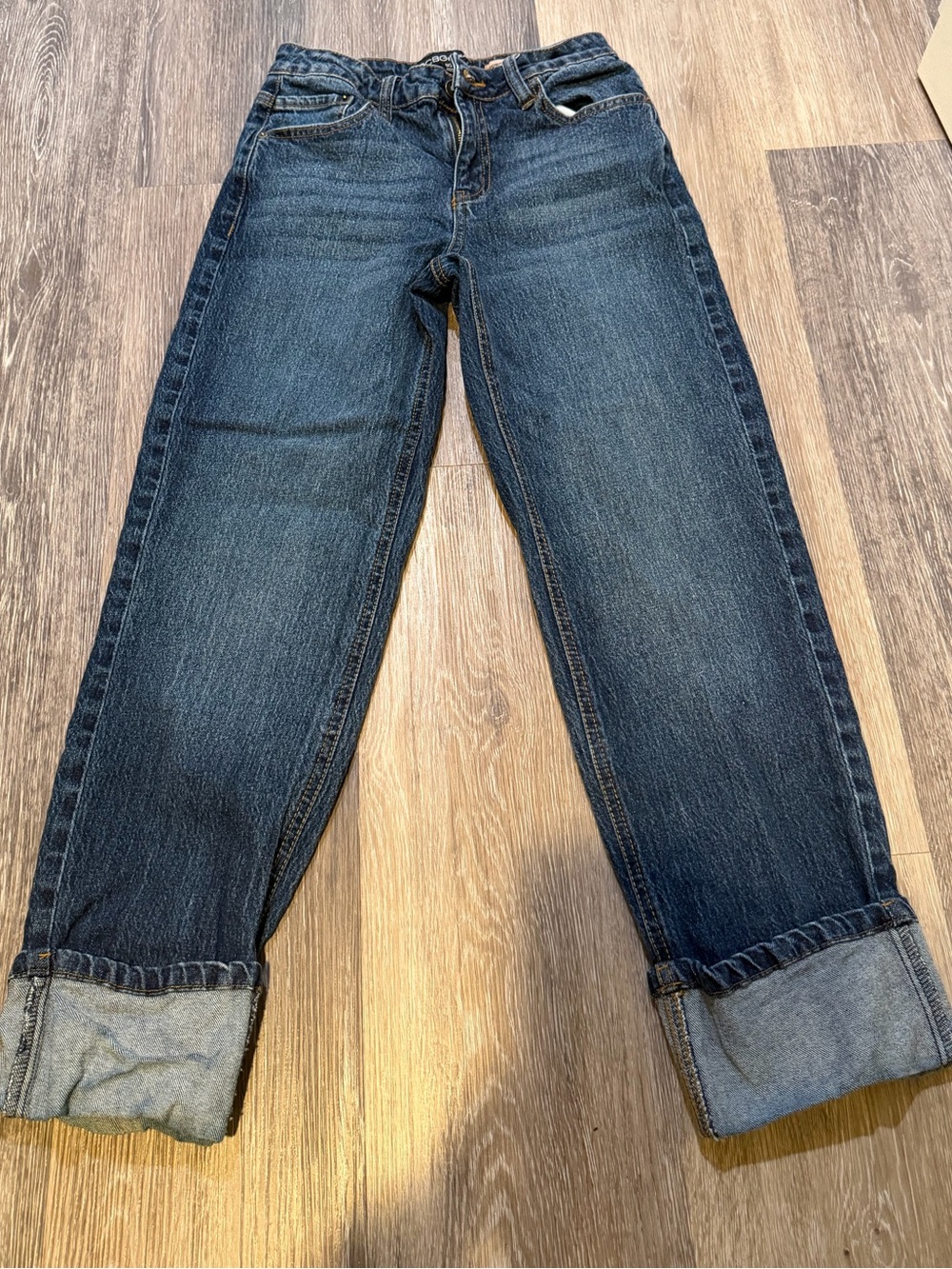 BCBGeneration Women's Dark Blue Boyfriend cropped and cuffed jeans